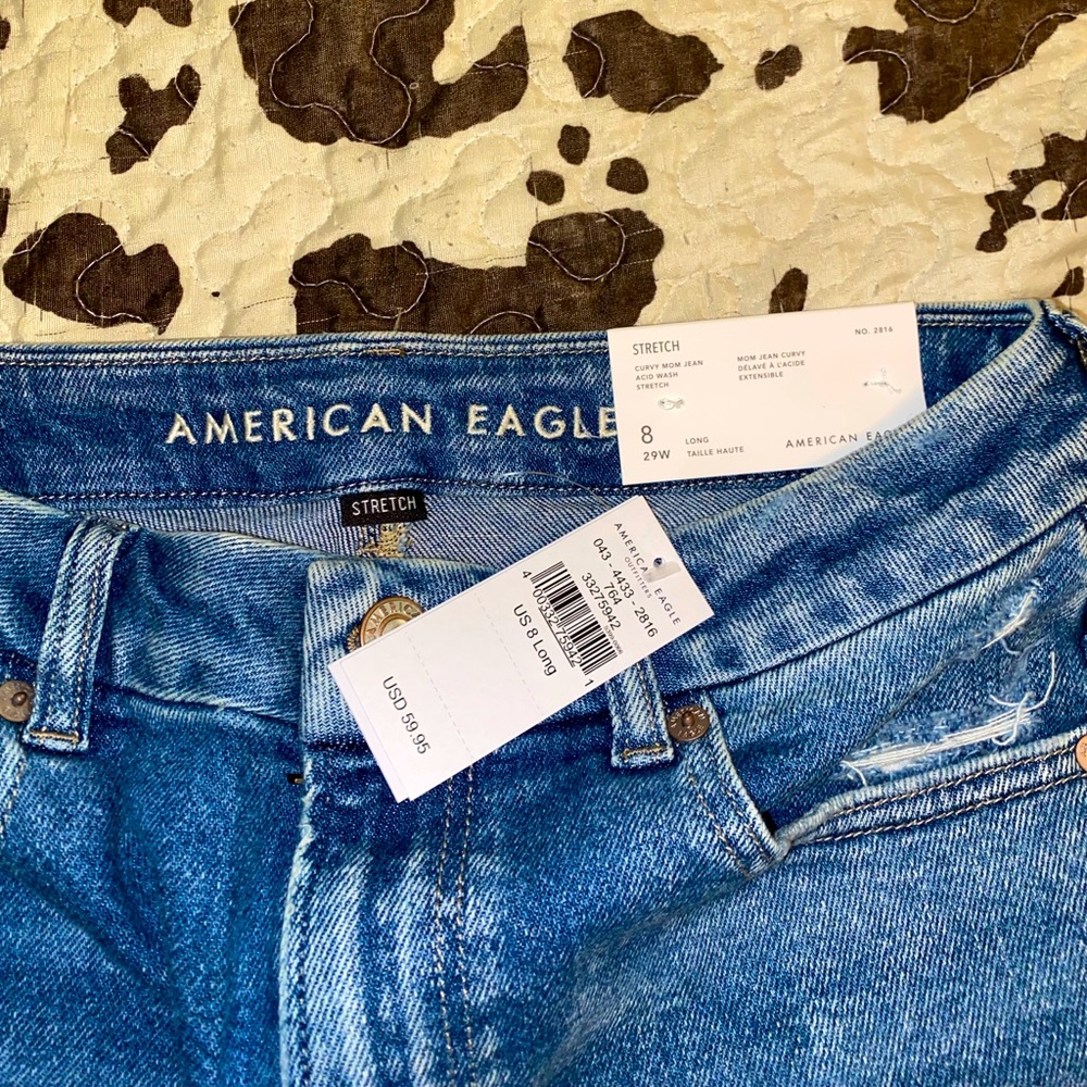 American Eagle curvy mom jeans - Picture 4 of 8